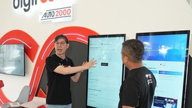Auto2000 Resmikan Digiroom Baru Lebih Praktis