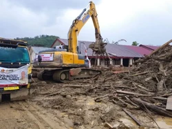 Gerindra Tapsel Bantu Bersihkan SD yang Tertimbun, Siapkan Hunian Sementara