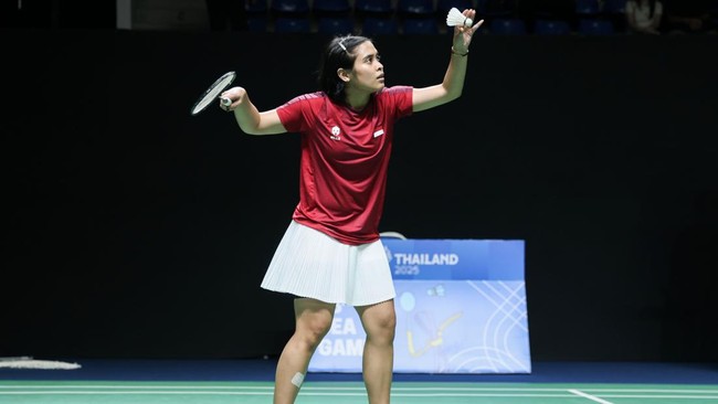 Tim bulutangkis putri Indonesia dipastikan bertemu Malaysia pada semifinal beregu putri di SEA Games 2025.