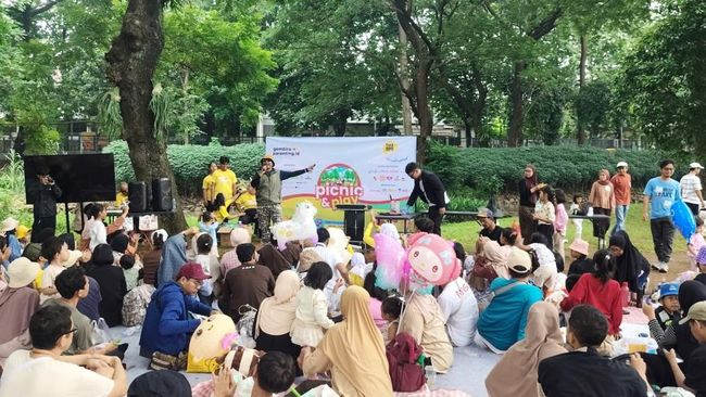 Keseruan Picnic dan Play Gembira Parenting, Anak-Anak Teriakkan Impian di Pohon Harapan Hello Panda