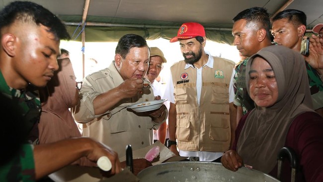 Gubernur Muzakir Manaf, izinkan bantuan dan relawan internasional untuk korban banjir dan longsor di Aceh.
