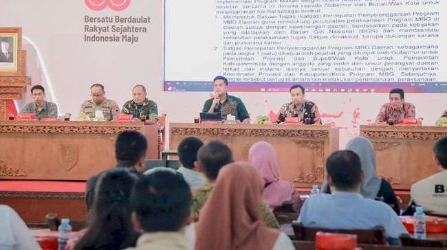 Pemerintah Klaten gelar Rapat Evaluasi Program Makan Bergizi Gratis, Bupati menekankan pentingnya gizi untuk anak dan transparansi dari SPPG.