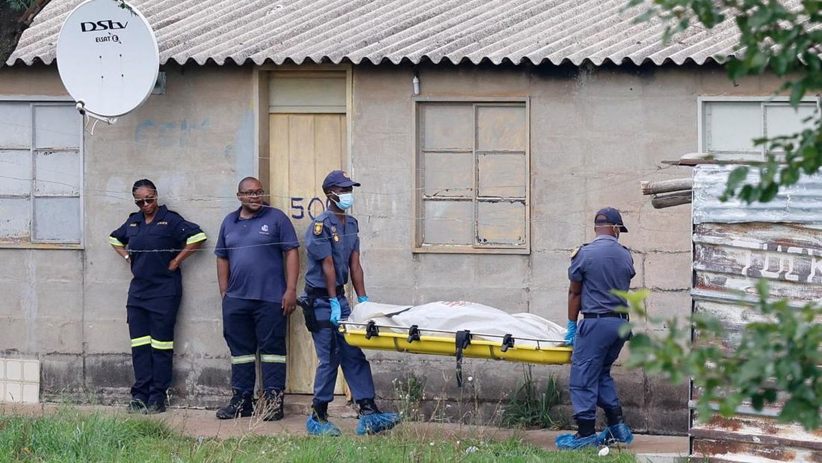 Foto: Penembakan Massal Di Bar Afrika Selatan Menewaskan 11 Orang
