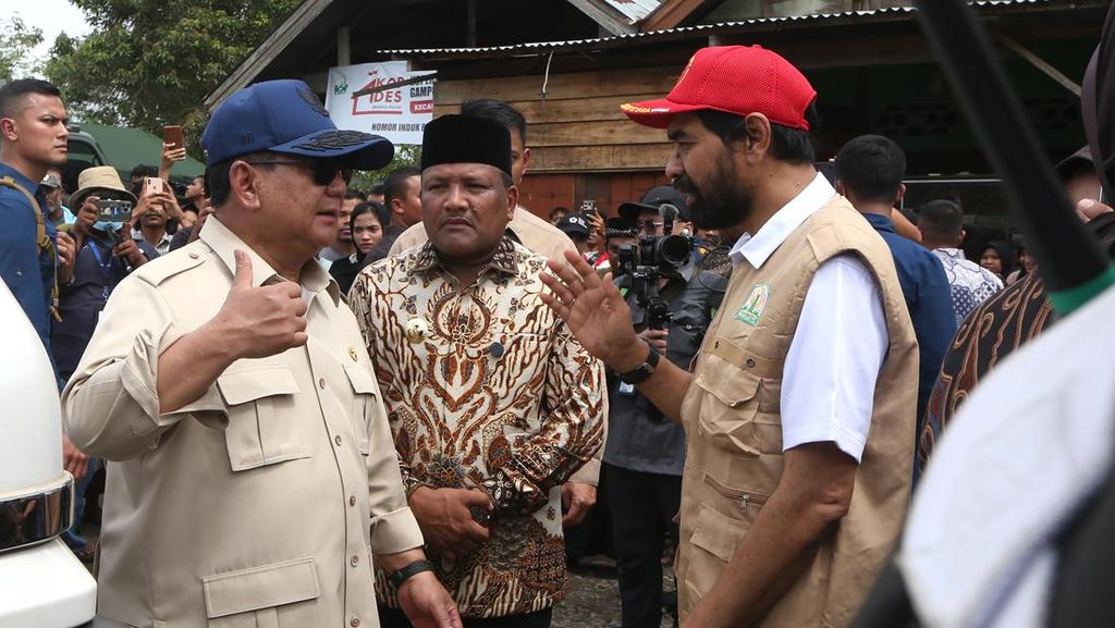 Prabowo Kirim Helikopter Pribadi untuk Bantu Mualem Atasi Banjir Aceh