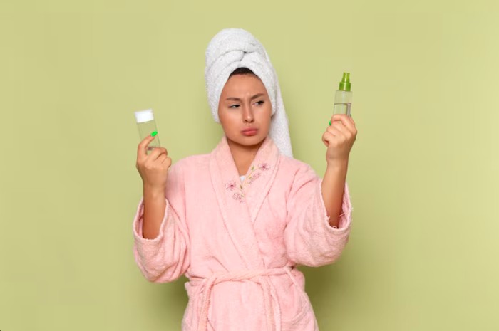 Salah produk jadi penyebab jerawat muncul terus/Foto: freepik.com/KamranAydinov