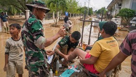 Panglima TNI dan Kapolri Tambah Pasukan Tangani Bencana Sumatra