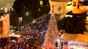 Gemerlap Pohon Natal di Bethlehem Setelah Dua Tahun Perang Gaza