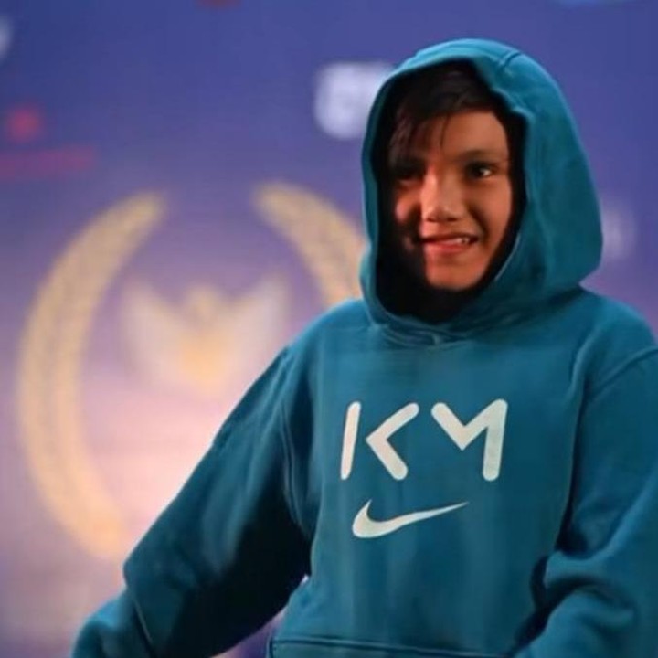 <p>Unggahan itu pun langsung dibanjiri komentar netizen yang ikut bangga dan terharu dengan momen berharga ini, Bunda. &ldquo;Sigra hebat banget bisa tampil di lingkungan baru, bangga banget lihatnya,&rdquo; tulis akun <em>@salm****.</em> &ldquo;Hal kecil tapi sangat berarti bagi orang tua abk,&rdquo; tulis akun <em>@bratawija****.</em> (Foto: Instagram @winatalia)</p>