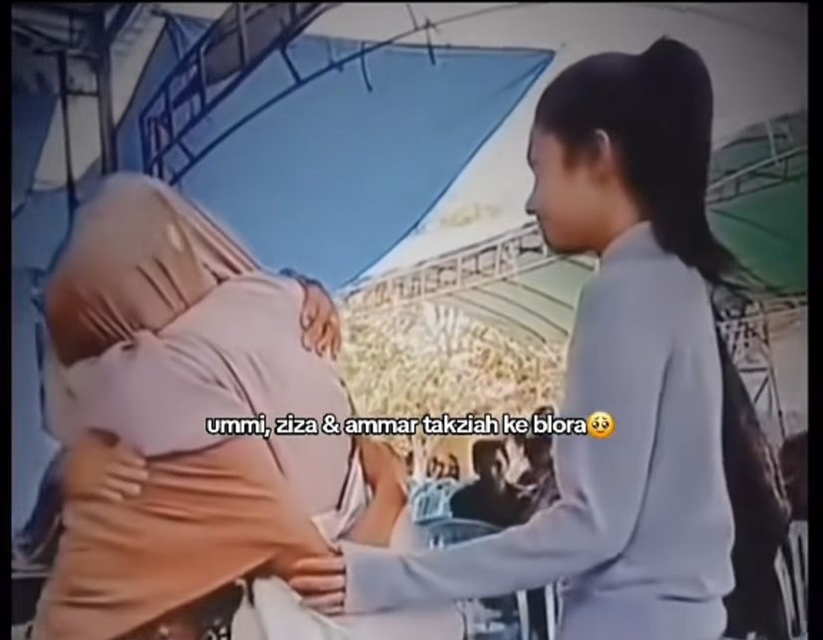 Azizah Salsha Melayat ke Rumah Duka Ayah Pratama Arhan