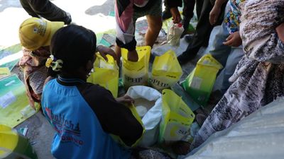 Bulog Salurkan 53 Ribu Ton Lebih Beras untuk Korban Banjir Sumatra