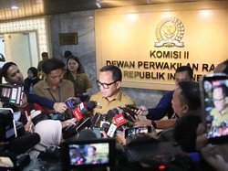 Wamendagri Minta Kepala Daerah Tak Tinggalkan Wilayah Saat Kondisi Darurat
