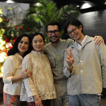 Menanti Anak Pertama, Brandon Salim Gelar Syukuran 7 Bulan Kehamilan Dhika Himawan