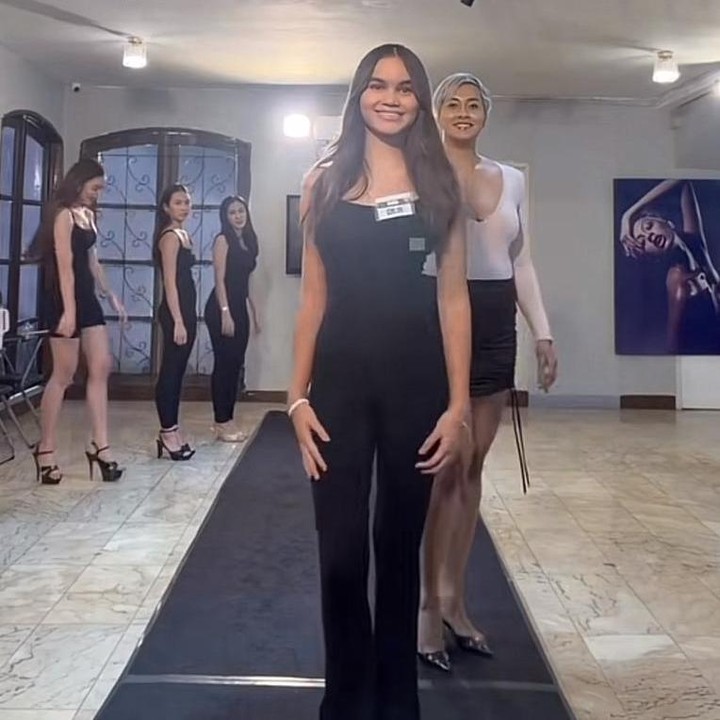 <p>Hal tersebut diketahui langsung melalui unggahan terbaru Melanie di akun TikTok pribadinya. Dalam unggahan itu, ia membagikan momen saat putrinya belajar dunia <em>modelling</em> bersama Kimmy Jayanti. (Foto: TikTok @melaney_ricardo)</p>