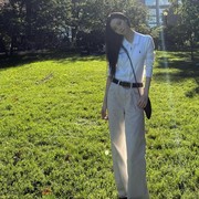 Get The Look: Gaya Semi-Formal yang Cocok untuk ke Kampus ala Winter aespa