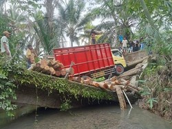Pemkab Pandeglang Ngaku Kesulitan Dana, Minta Pemprov Perbaiki Jembatan Ambruk