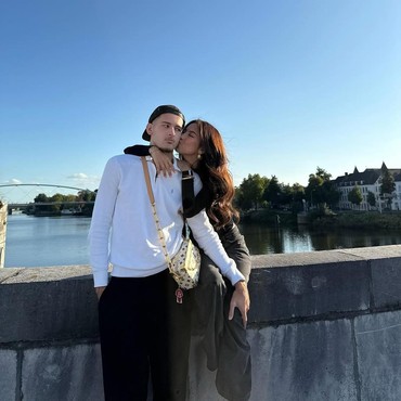 Rencana Menikah, 7 Gaya Pacaran Jennifer Coppen & Justin Hubner yang Beda Agama