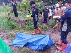 Hilang 3 Hari, Turini Ditemukan Tewas Mengambang di Sungai Cirebon