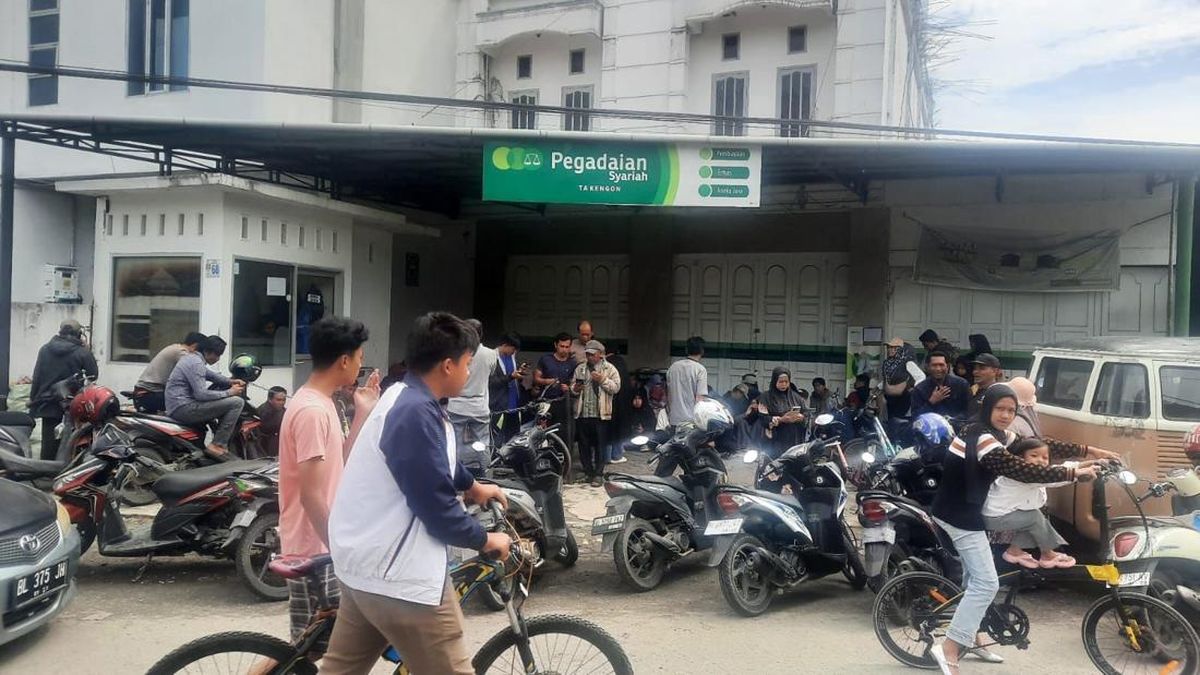 Pegadaian Pasang Starlink untuk Bantu Akses Internet Warga di Sumatra