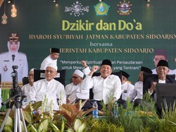 Bupati & Ribuan Warga Sidoarjo Gelar Doa Bersama untuk Keselamatan Bangsa