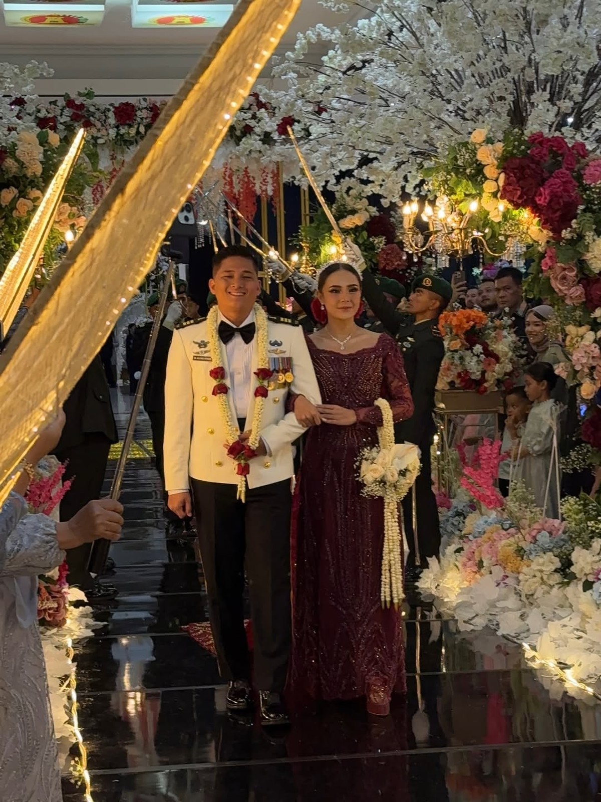 Pernikahan Angie Ang