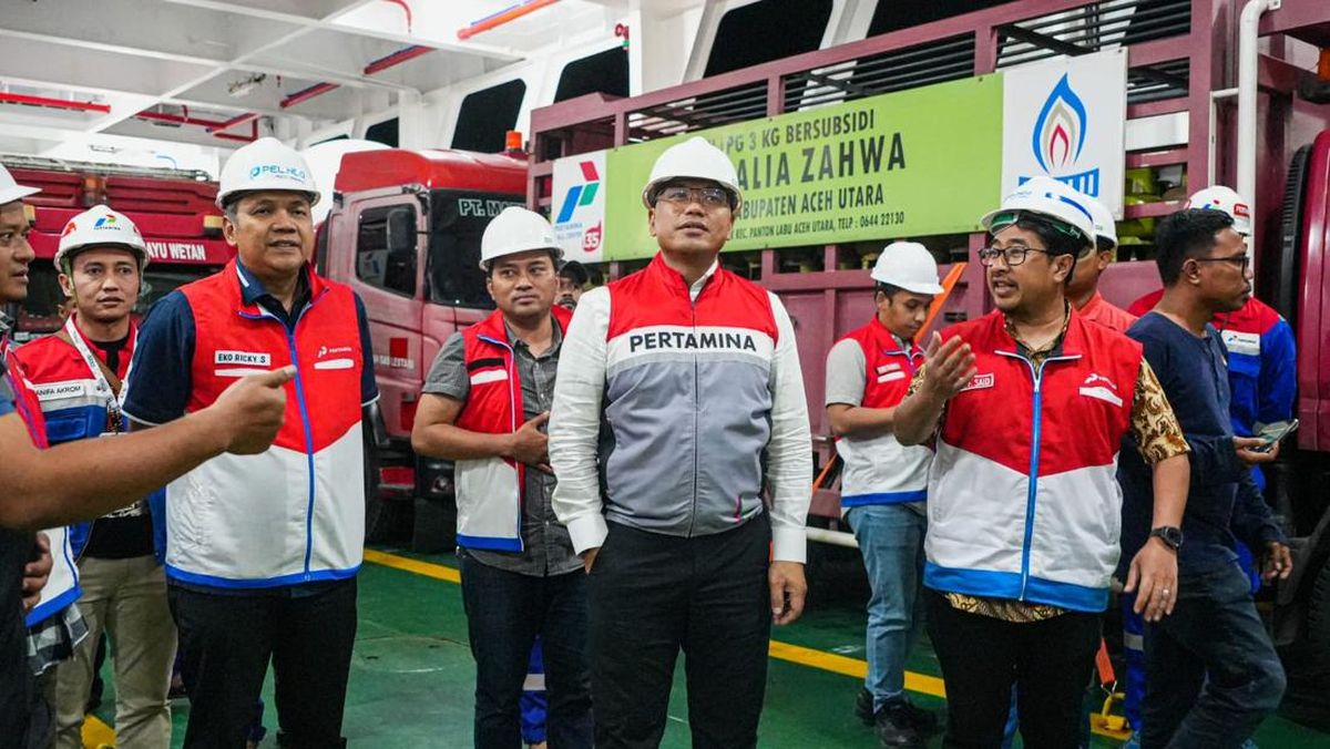 Pertamina Laporkan Hasil Distribusi Energi di Sumatera pada Presiden
