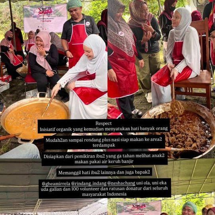 <p>Melihat dari potretnya, Dewi Sandra terlihat belajar memasak rendang dengan bantuan para warga sekitar, Bunda. Ia pun tampak begitu bahagia bisa ikut terlibat dan memberikan bantuan secara langsung. (Foto: Instagram @dewisandra)</p>