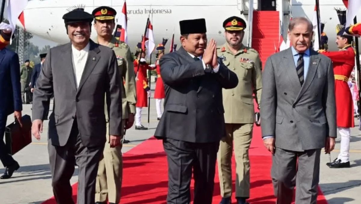 Prabowo Mendarat di Pakistan, Disambut Presiden dan Perdana Menteri