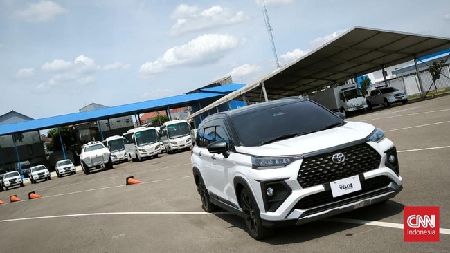 Varian termurah Toyota Veloz Hybrid, V yang dijual Rp299 juta, menjadi paling banyak dipesan konsumen sejak peluncuran.