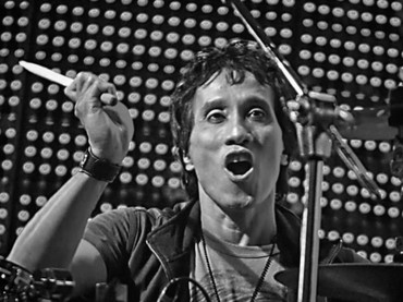 Yaya Moektio Eks Drummer God Bless Meninggal Dunia