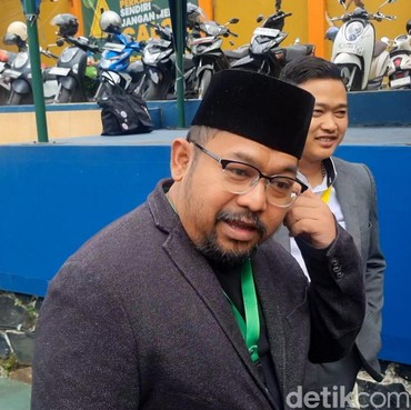 Khawatir Soal Masa Depan Mantan Istri, Suara Bedu Bergetar Saat Bacakan Ikrar Talak