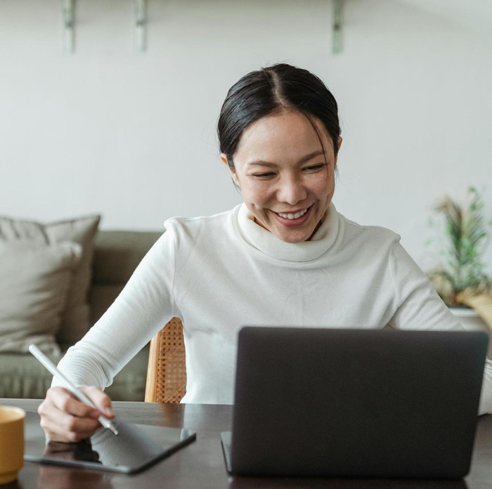 Orang yang benar-benar baik akan selalu melakukan tindakan baik tanpa mengharapkan imbalan.