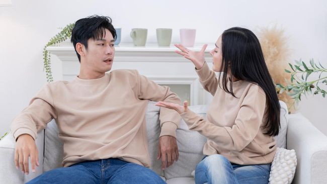 9 Cara Mengetahui Apakah Pasangan Berbohong atau Tidak