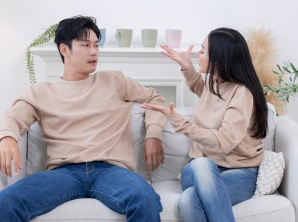 9 Cara Mengetahui Apakah Pasangan Berbohong atau Tidak