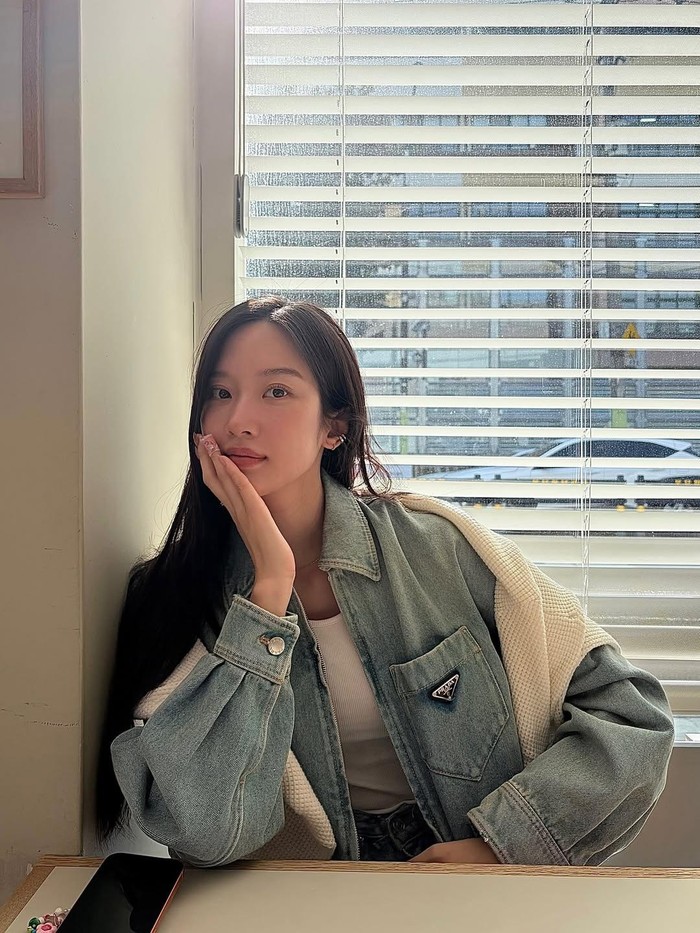 Scent of the Night adalah drama yang diadaptasi dari sebuah webtoon dengan judul yang sama. Drama ini menceritakan tentang kehidupan Seo Hong dan Seo Jae Ha yang cukup rumit.