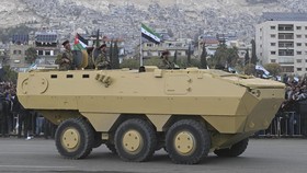 FOTO: Suriah Rayakan Satu Tahun Bebas dari Rezim Bashar Al Assad