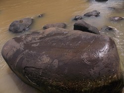 Antisipasi Banjir-Erosi, Prasasti Ini Dipindahkan