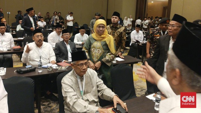 Ketua Pengurus Besar Nahdlatul Ulama (PBNU) Khofifah Indar Parawansa menghadiri acara rapat pleno yang diselenggarakan Syuriyah PBNU di Hotel Sultan Jakarta.