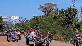 Warga Kamboja-Thailand Evakuasi Mandiri Buntut Perang di Perbatasan