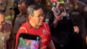 Pramono Anung Sambangi Lokasi Kebakaran Gedung Tewaskan 22 Orang