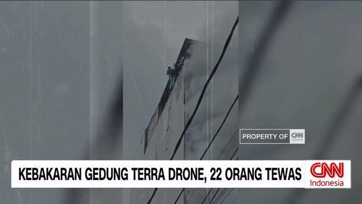 VIDEO: Detik detik Mencekam Kebakaran Gedung Terra Drone