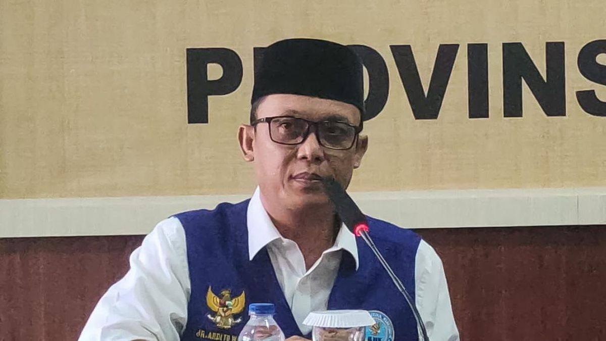 Bupati Lampung Tengah Tiba di KPK Usai Terjaring OTT