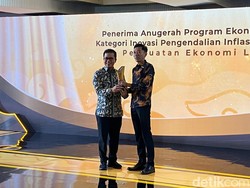 Program Ki Pinter Bedas Antar Pemkab Bandung Raih detikJabar Awards 2025
