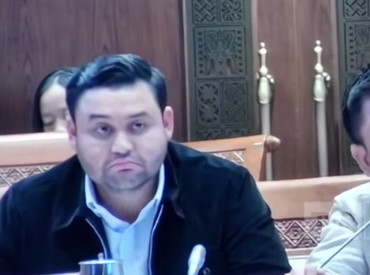 Sosok Gavriel Novanto, Pria yang Duduk di Sebelah Endipat Wijaya Ekspresinya Curi Perhatian