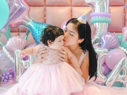 Hagia Anak Jessica Iskandar & Vincent Verhaag Ultah Pertama, Intip 5 Potret Perayaannya