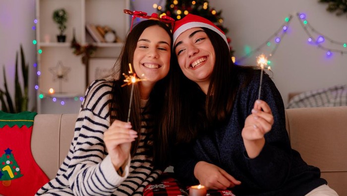 35 Ide Ucapan Natal dan Tahun Baru 2026 untuk Orang Tersayang