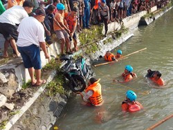 Detik-detik Laka Motor Bikin 4 Orang Terpental ke Sungai Bantul hingga 1 Tewas