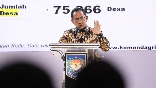 Mendagri Tito Karnavian minta Dukcapil percepat perekaman data kependudukan hingga 100%, Fokus pada masyarakat sulit dijangkau dan perkuat infrastruktur IT.