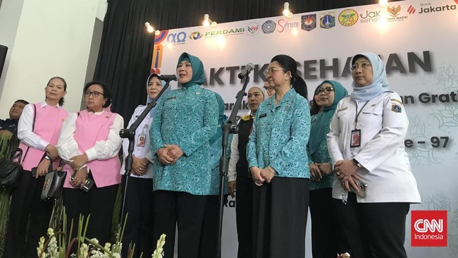 Pemprov DKI Jakarta menggelar Bakti Kesehatan Hari Ibu 2025 dengan operasi katarak gratis dan pembagian 3400 kacamata untuk masyarakat