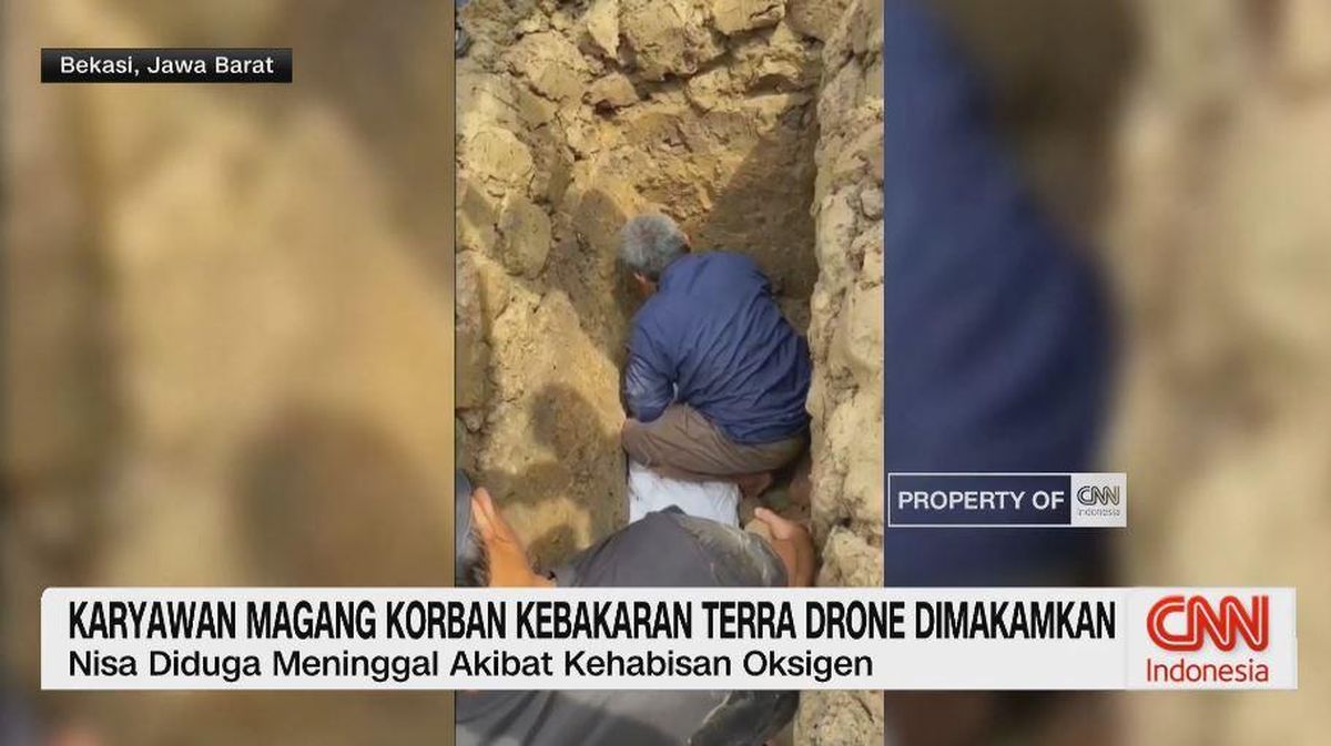 VIDEO: Karyawan Magang Korban Kebakaran Terra Drone Dimakamkan