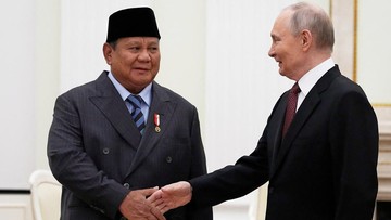Bertemu Prabowo di Moskow, Putin Janji Kunjungi RI